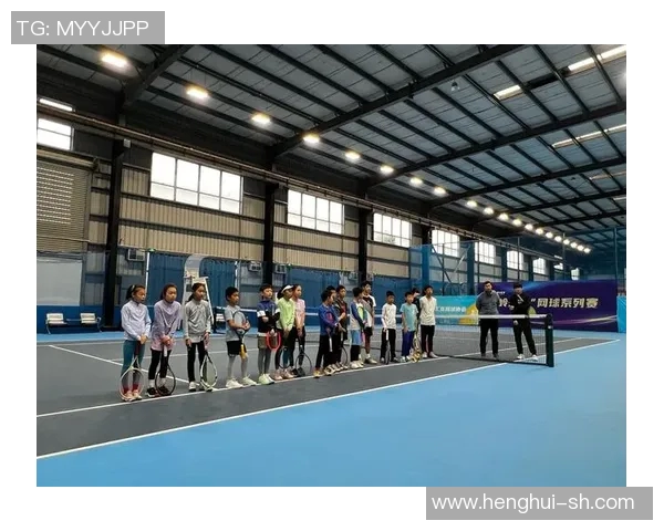 赛后复盘：北京网球队与杭州网球队的默契配合与战术分析