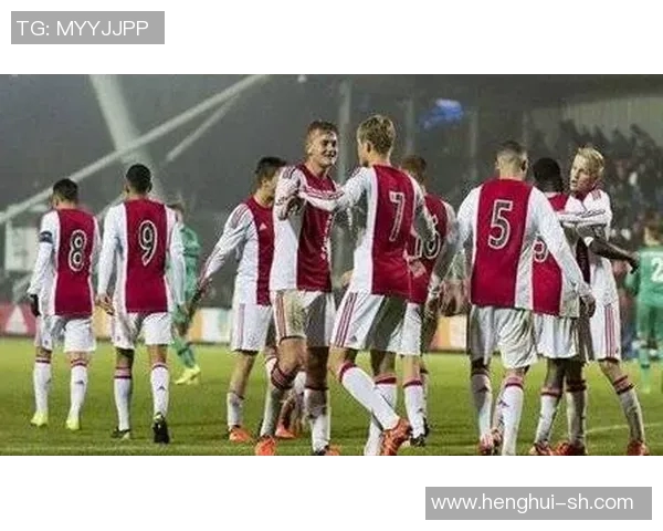 埃因霍温与罗斯托夫的精彩对决揭示足球战术与团队合作的魅力 埃因霍温与罗斯托夫的精彩对决揭示足球战术与团队合作的魅力