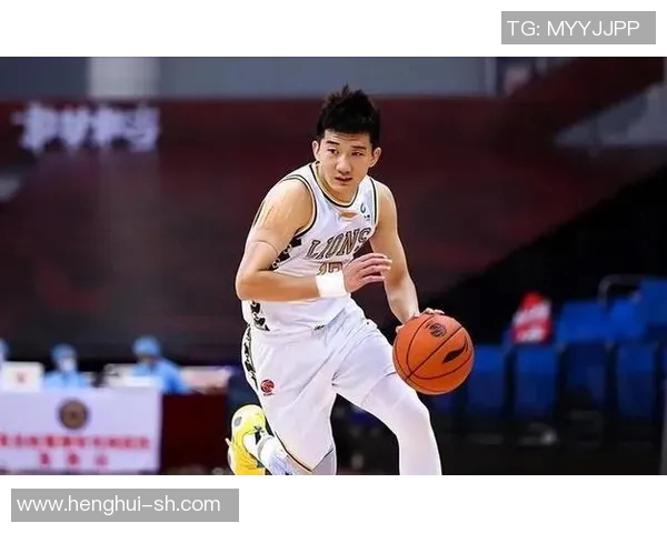 孙铭徽:从青涩球员到篮球场上的领军人物之路 孙铭徽:从青涩球员到篮球场上的领军人物之路