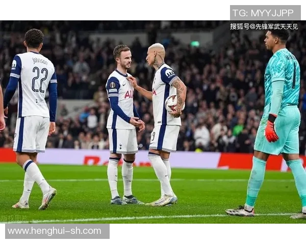 切尔西与热刺激战正酣双方争夺英超积分榜关键位置